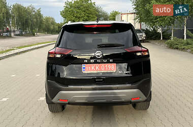 Внедорожник / Кроссовер Nissan Rogue 2021 в 