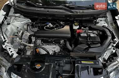 Внедорожник / Кроссовер Nissan Rogue 2019 в 