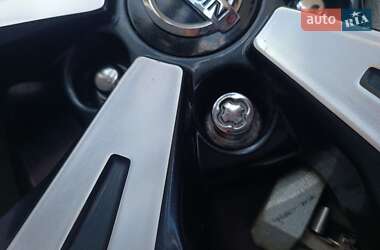Внедорожник / Кроссовер Nissan Rogue 2022 в 
