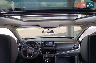 Внедорожник / Кроссовер Nissan Rogue 2022 в 