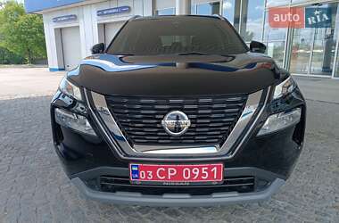 Внедорожник / Кроссовер Nissan Rogue 2022 в 