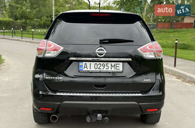 Позашляховик / Кросовер Nissan Rogue 2016 в 