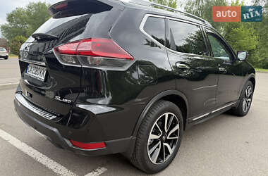 Внедорожник / Кроссовер Nissan Rogue 2019 в 