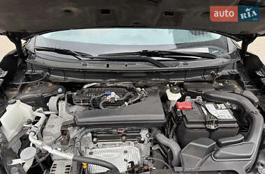 Внедорожник / Кроссовер Nissan Rogue 2019 в 