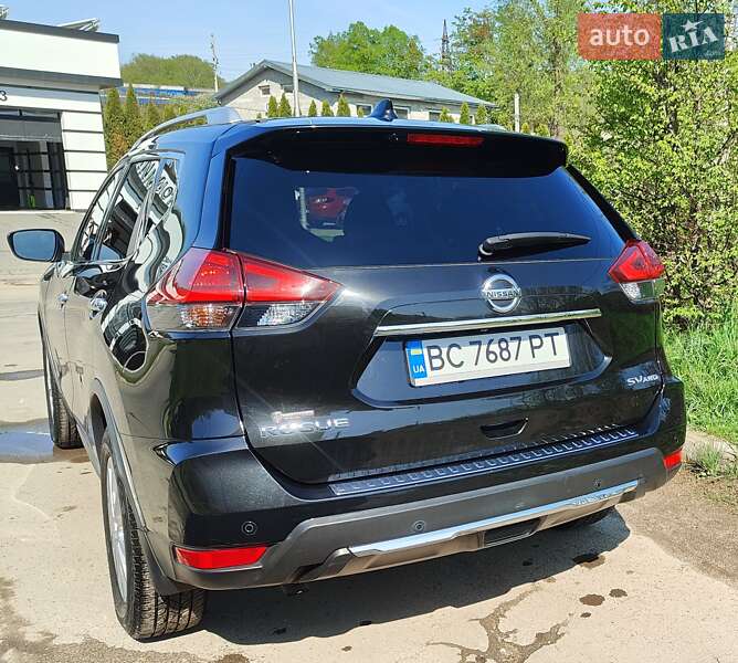 Внедорожник / Кроссовер Nissan Rogue 2018 в Львове