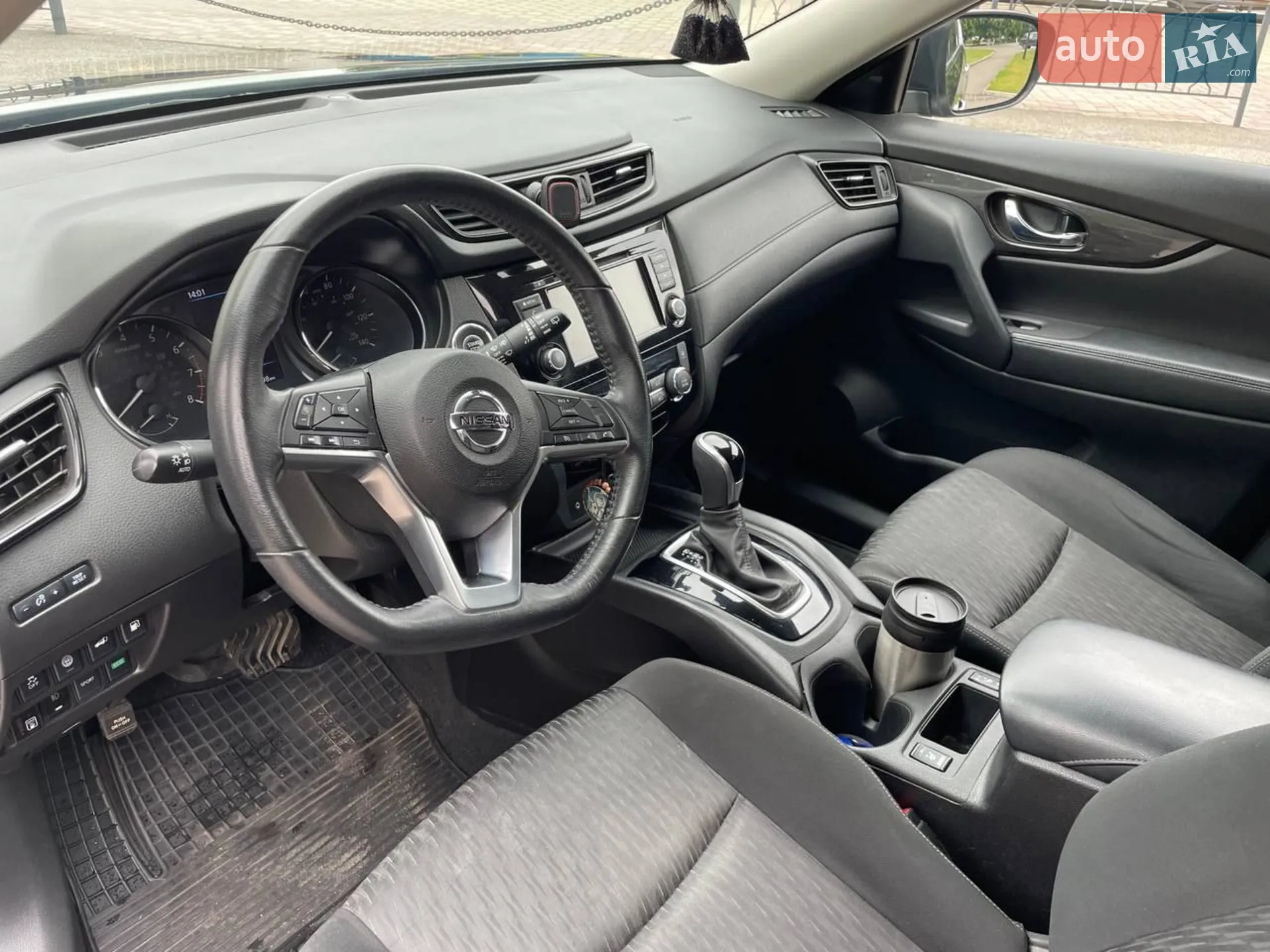 2019 Nissan Rogue - мініатюра 12