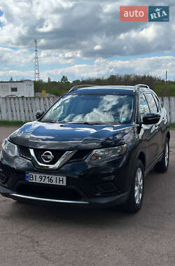 Внедорожник / Кроссовер Nissan Rogue 2015 в Киеве