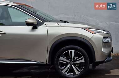 Внедорожник / Кроссовер Nissan Rogue 2021 в 