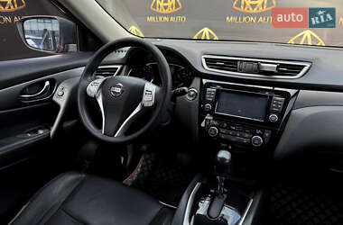 Внедорожник / Кроссовер Nissan Rogue 2016 в 