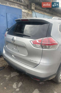 Внедорожник / Кроссовер Nissan Rogue 2016 в 
