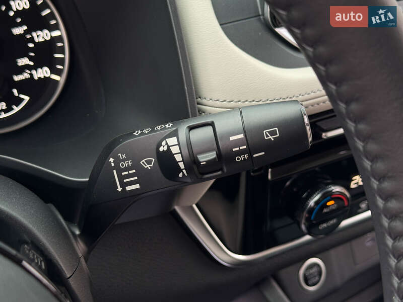 Позашляховик / Кросовер Nissan Rogue 2020 в Одесі