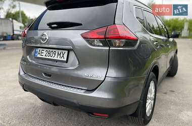 Позашляховик / Кросовер Nissan Rogue 2016 в 