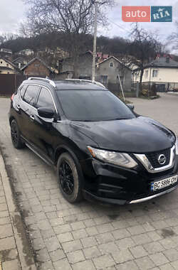 Внедорожник / Кроссовер Nissan Rogue 2016 в Львове