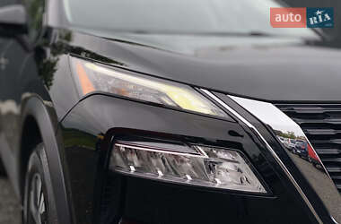 Внедорожник / Кроссовер Nissan Rogue 2021 в 