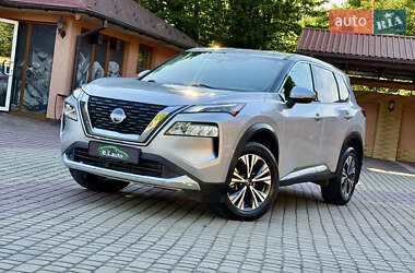 Внедорожник / Кроссовер Nissan Rogue 2021 в Мукачево