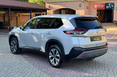 Внедорожник / Кроссовер Nissan Rogue 2021 в 