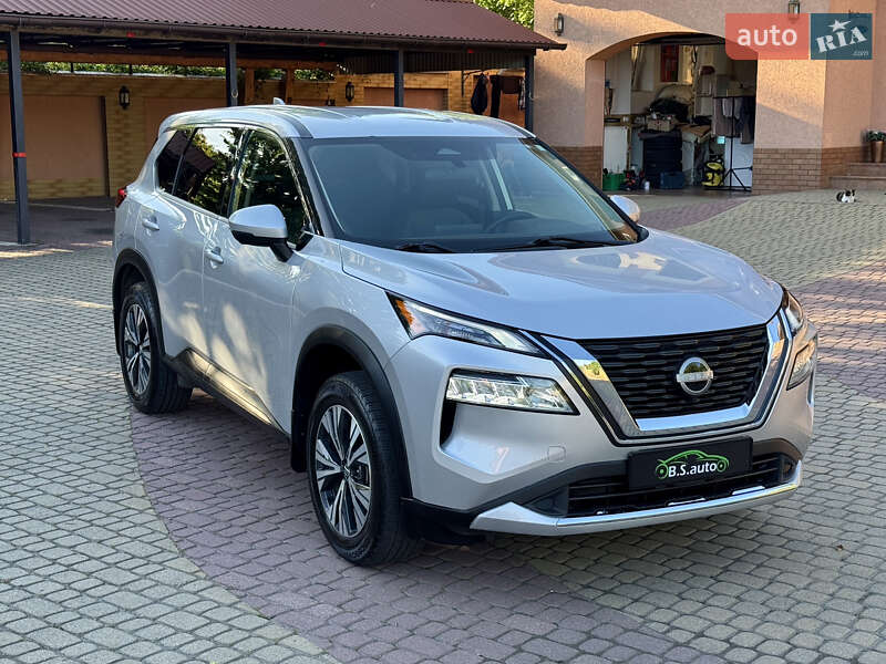 Внедорожник / Кроссовер Nissan Rogue 2021 в Мукачево