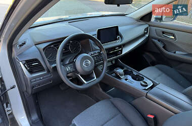Внедорожник / Кроссовер Nissan Rogue 2021 в 