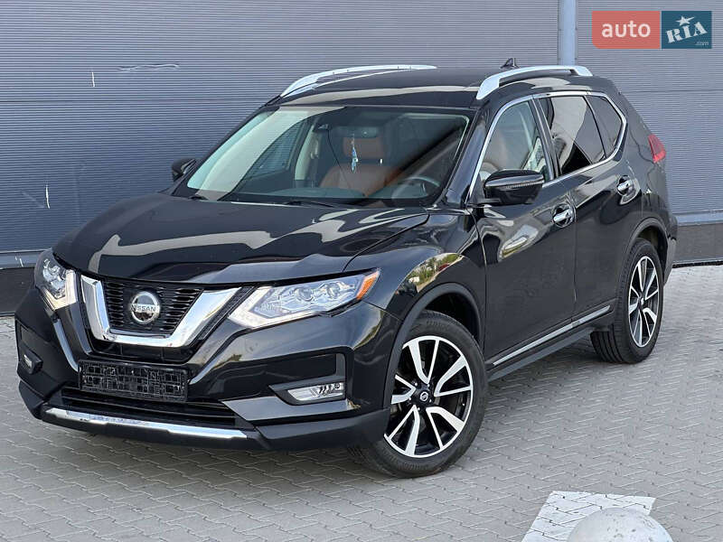 Позашляховик / Кросовер Nissan Rogue 2018 в Києві