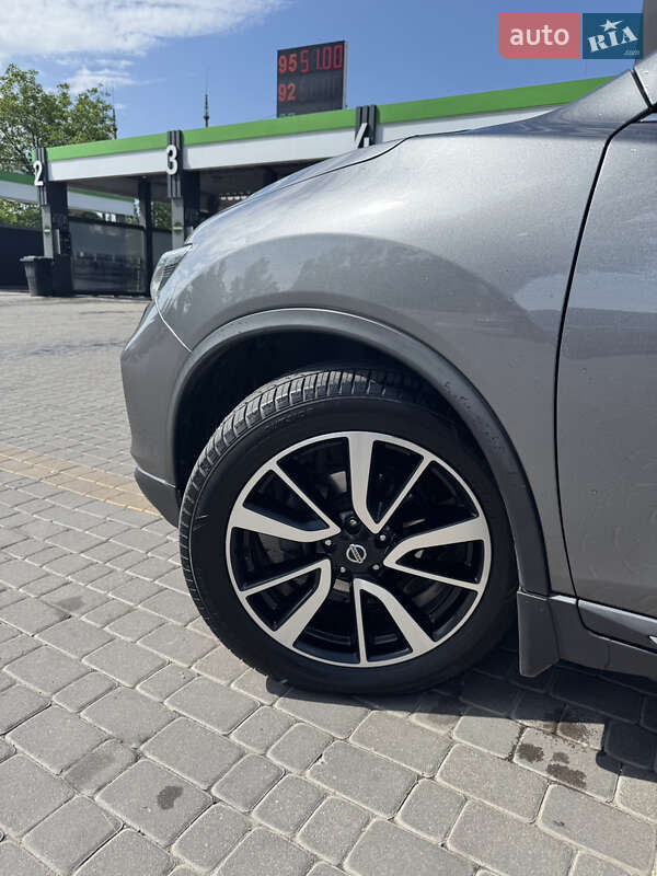 Внедорожник / Кроссовер Nissan Rogue 2019 в Харькове