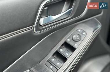 Внедорожник / Кроссовер Nissan Rogue 2021 в 