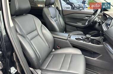 Внедорожник / Кроссовер Nissan Rogue 2021 в 