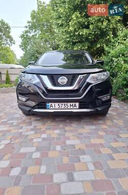 Внедорожник / Кроссовер Nissan Rogue 2017 в Тетиеве