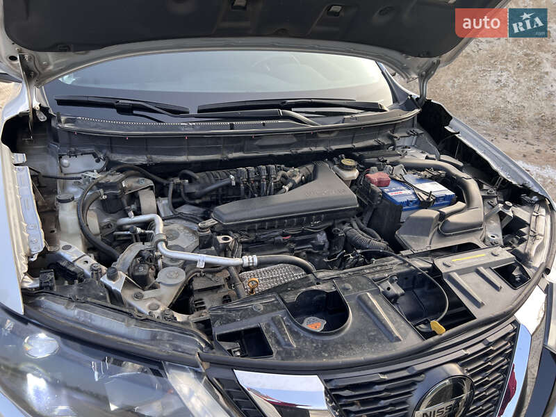 Позашляховик / Кросовер Nissan Rogue 2017 в Славуті