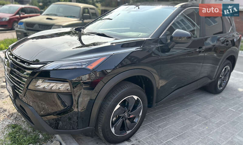 Позашляховик / Кросовер Nissan Rogue 2023 в Запоріжжі