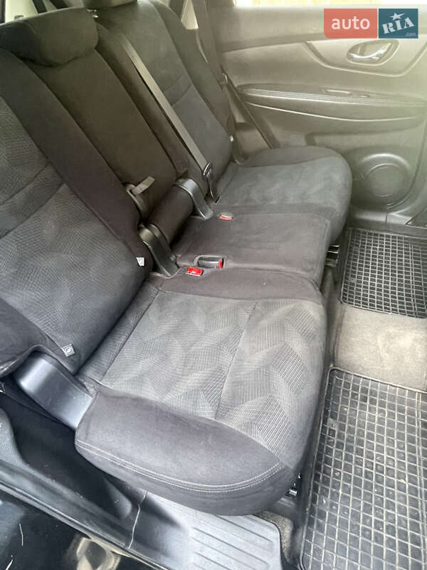 Позашляховик / Кросовер Nissan Rogue 2016 в Тернополі фото 20 Позашляховик / Кросовер Nissan Rogue 2016 в Тернополі