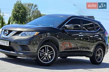 Позашляховик / Кросовер Nissan Rogue 2014 в Львові