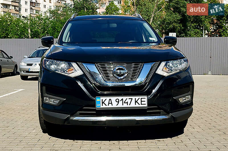 Позашляховик / Кросовер Nissan Rogue 2016 в Києві