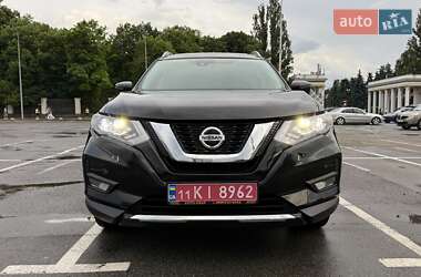 Внедорожник / Кроссовер Nissan Rogue 2020 в Киеве