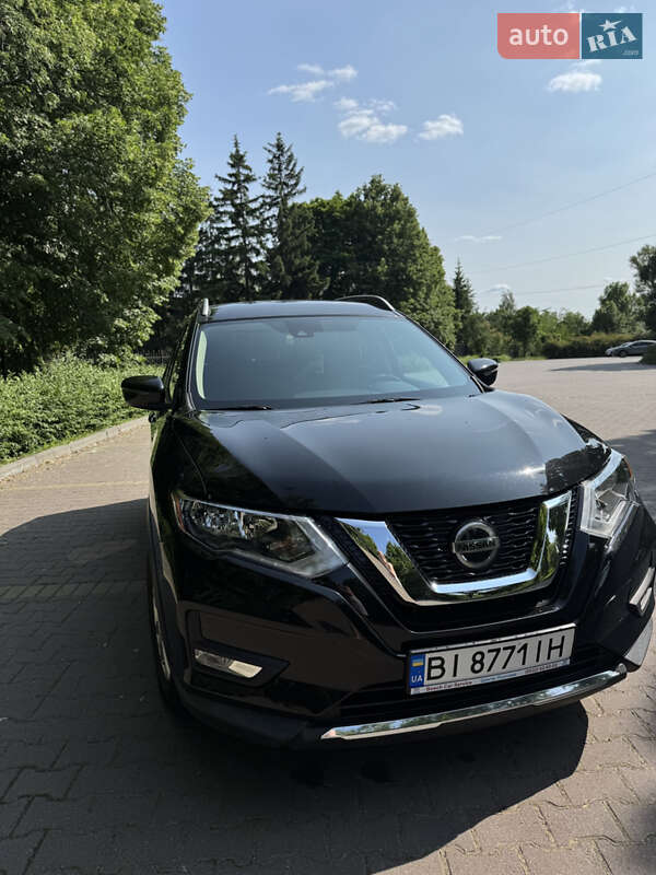 Позашляховик / Кросовер Nissan Rogue 2019 в Миргороді