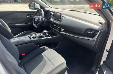 Внедорожник / Кроссовер Nissan Rogue 2021 в 