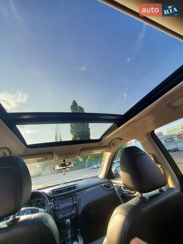 Позашляховик / Кросовер Nissan Rogue 2016 в Одесі