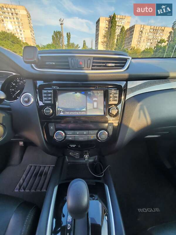 Позашляховик / Кросовер Nissan Rogue 2016 в Одесі