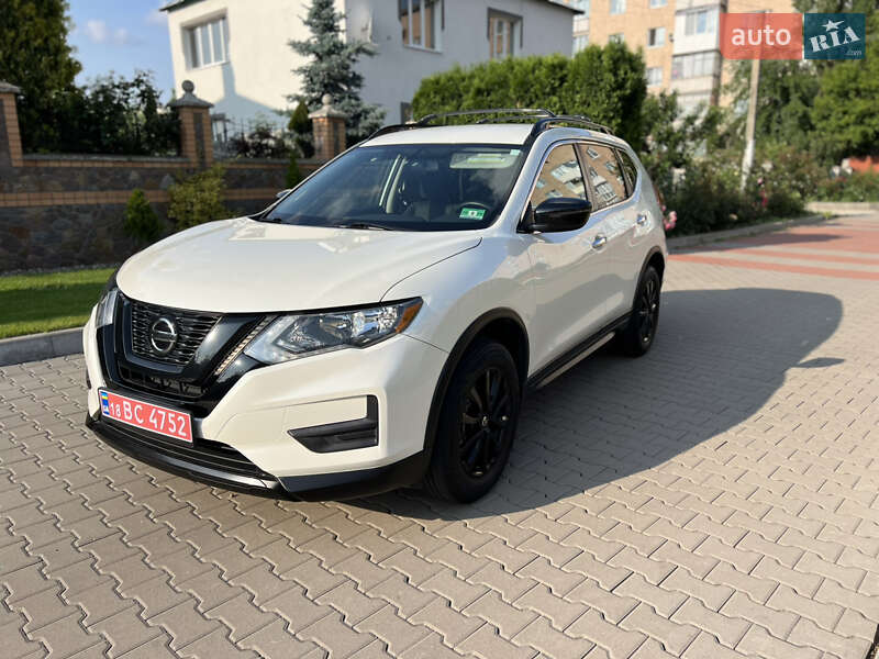 Nissan Rogue 2018
