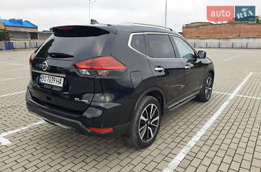 Внедорожник / Кроссовер Nissan Rogue 2019 в 