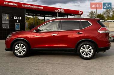 Внедорожник / Кроссовер Nissan Rogue 2015 в Львове