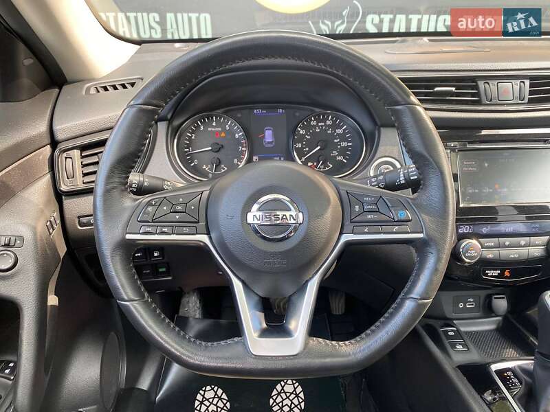 Внедорожник / Кроссовер Nissan Rogue 2018 в Хмельницком