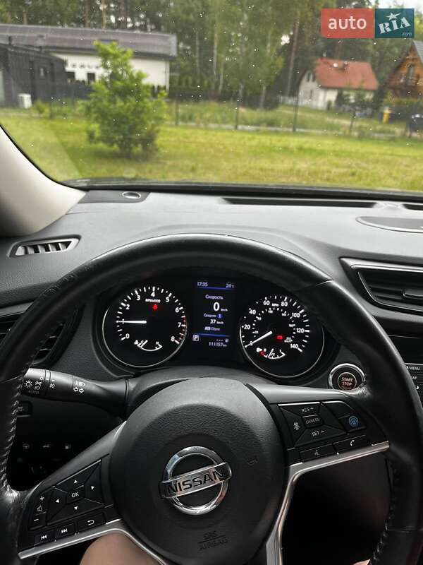 Позашляховик / Кросовер Nissan Rogue 2018 в Полтаві