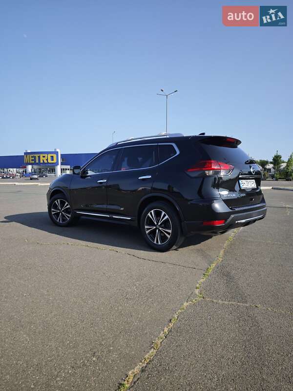 Позашляховик / Кросовер Nissan Rogue 2017 в Одесі