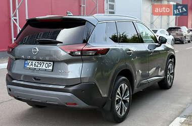 Позашляховик / Кросовер Nissan Rogue 2021 в 