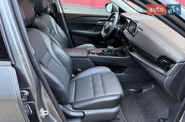 Позашляховик / Кросовер Nissan Rogue 2021 в 