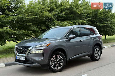 Позашляховик / Кросовер Nissan Rogue 2021 в 