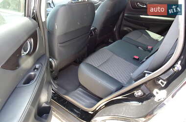 Внедорожник / Кроссовер Nissan Rogue 2018 в 
