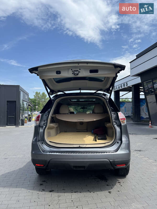 Позашляховик / Кросовер Nissan Rogue 2014 в Києві