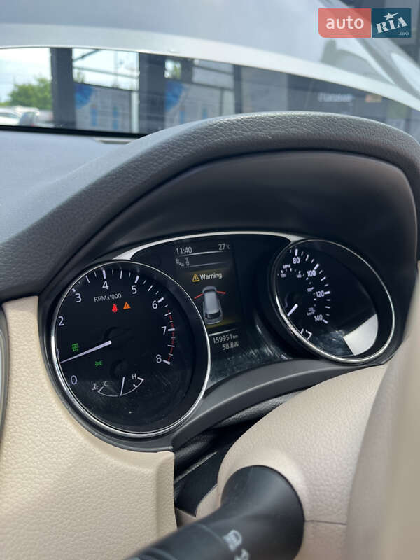 Позашляховик / Кросовер Nissan Rogue 2014 в Києві