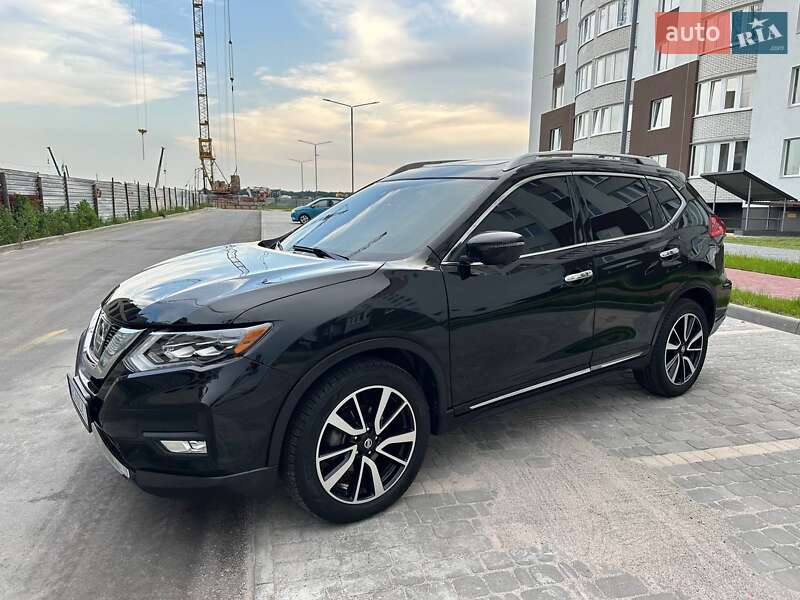 Позашляховик / Кросовер Nissan Rogue 2017 в Вінниці